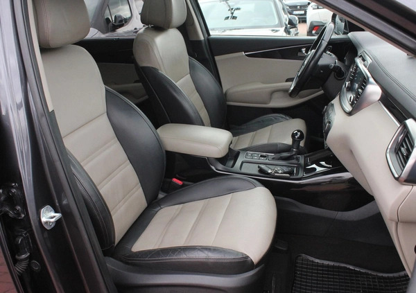 Kia Sorento cena 93900 przebieg: 88748, rok produkcji 2015 z Wielichowo małe 211